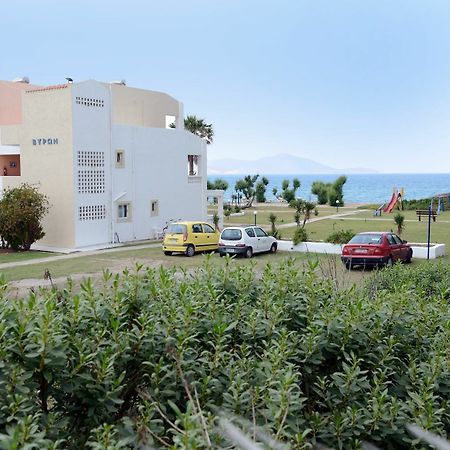 Byron Apartments Tigaki 외부 사진